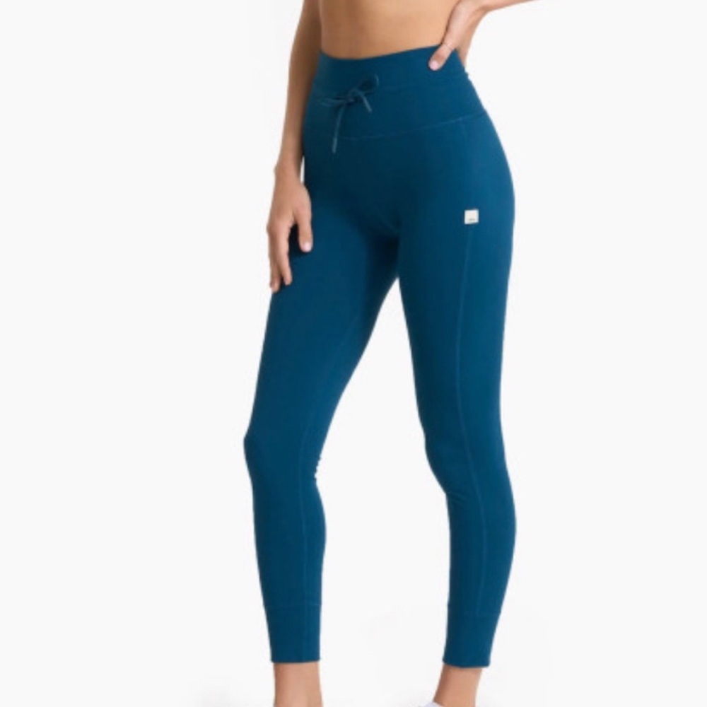 Vuori Daily Form Teal Blue High-Waisted Leggings